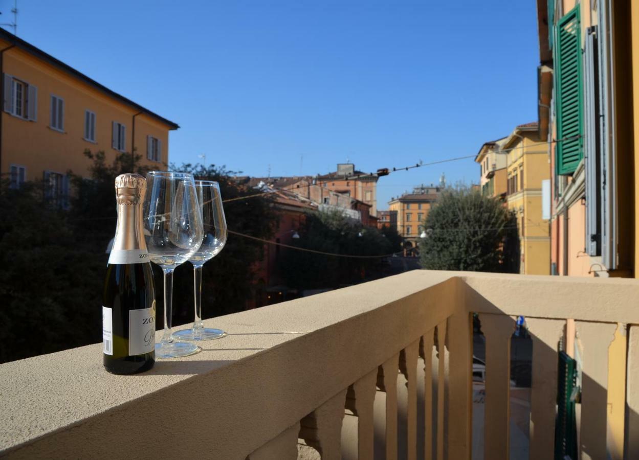 Charming Flat Righi Bologna Appartement Buitenkant foto